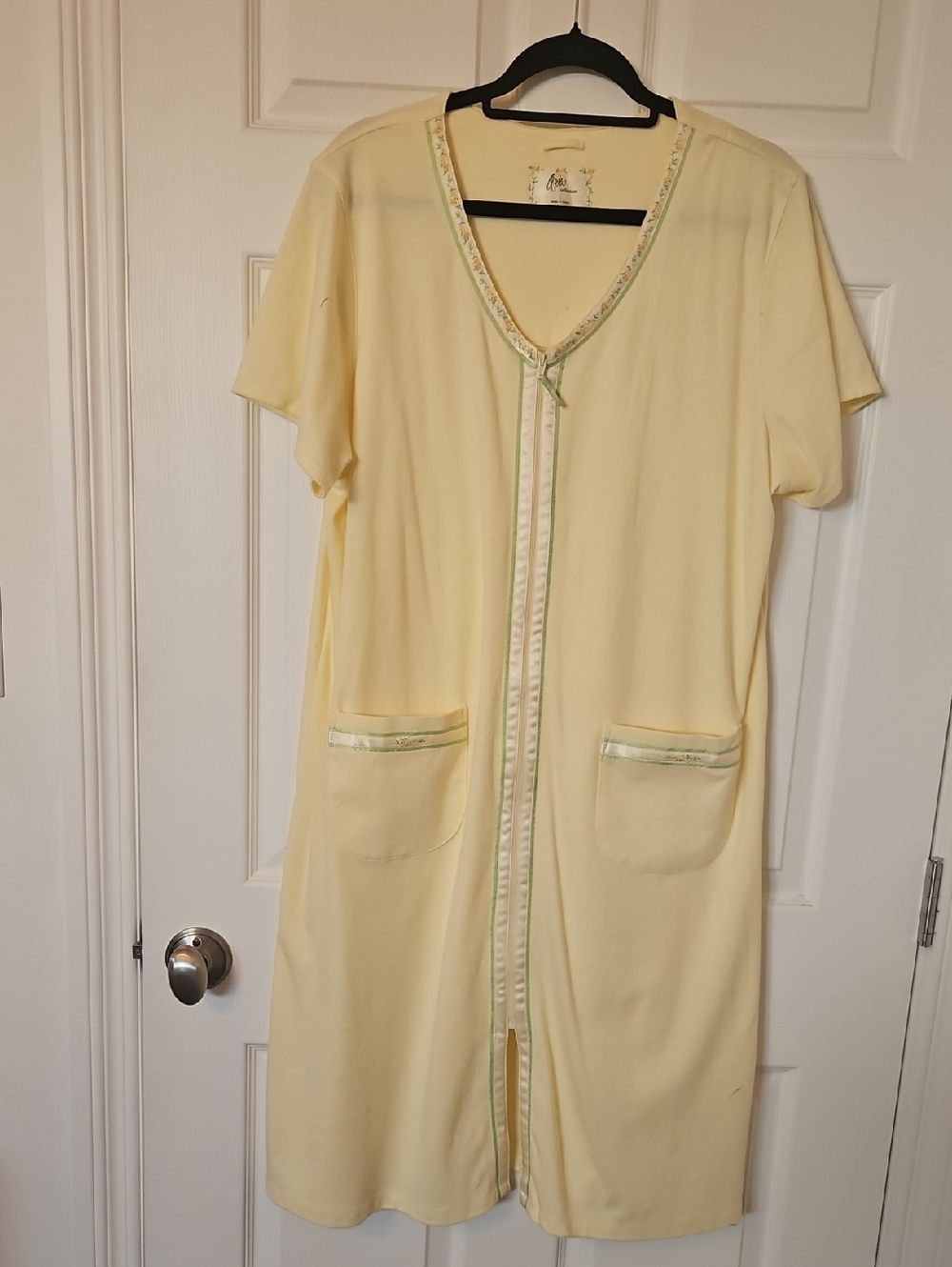 Dalia Collection Pale Yellow Robe with Green Floral Trim